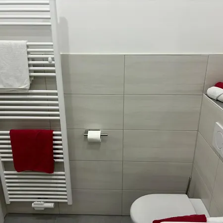 Mietz Πανσιόν